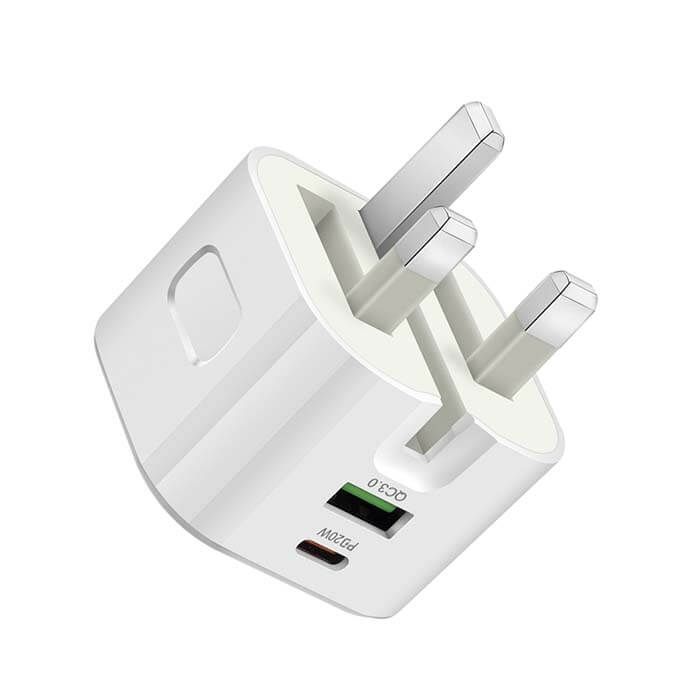 بوكا شاحن حائط تايب سي و يو اس بي - بقوة 20 واط - أبيض