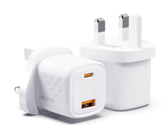 فولتمي شاحن حائط- ريفو 30 واط ديو (30 واط) أبيض